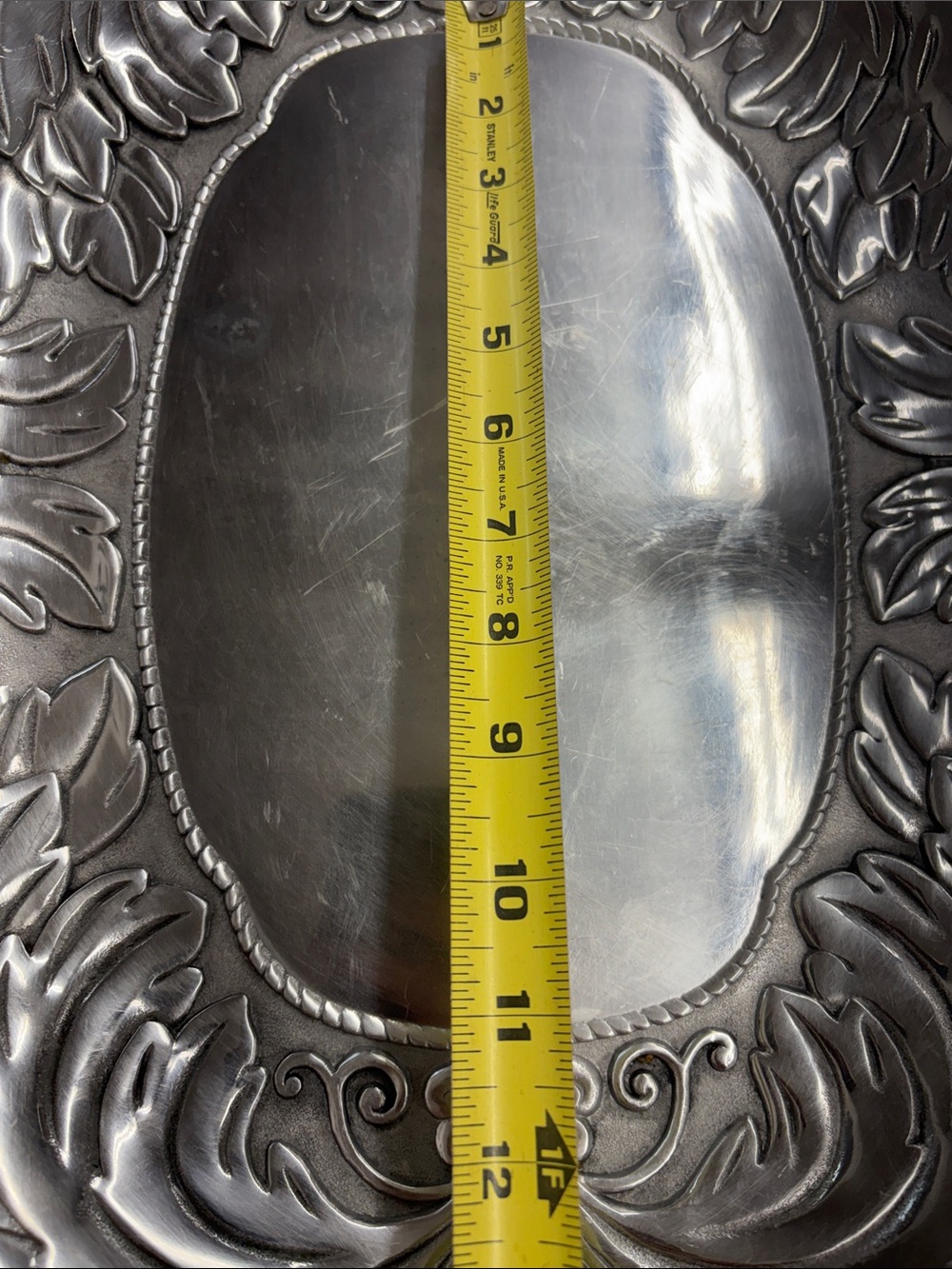 Ornate Silver-Tone Leaf Vanity Tray - Picture 4 of 7